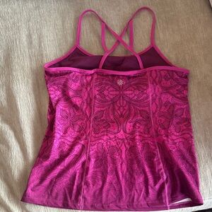Athleta Built In Bra Strappy Crossback Tank